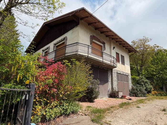 Casa con 6 locali in vendita in Sant'antonio, Pavullo nel Frignano