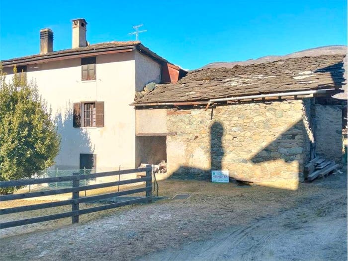 Casa con 5 locali in vendita in Les Cors, Chez Croiset, Fénis