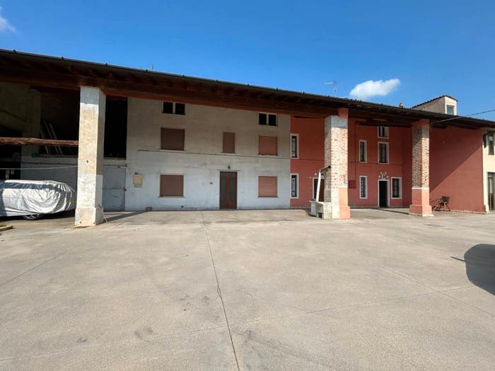 Casa con 5 locali in vendita in Vicolo Acquatroce, Centro, Verolavecchia