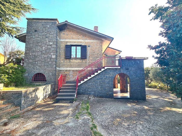 Casa quadrilocale in vendita in Via della Mola, Viceno, Castel Viscardo