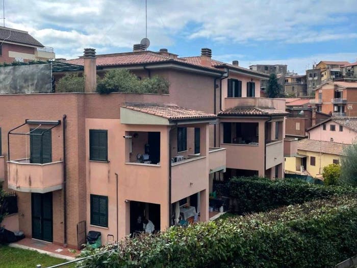 Casa trilocale in vendita in Via Focaccia, Centro, Ariccia