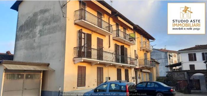 Appartamento trilocale in vendita in Via Vittorio Veneto, Centro, Gassino Torinese