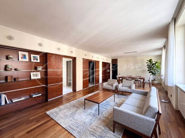 Appartamento con 5 locali in vendita in Via Giuseppe Verdi, Corso Dante, Asti