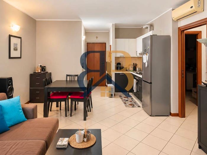 Appartamento trilocale in vendita in Via Giuseppe Garibaldi, Castiraga Vidardo