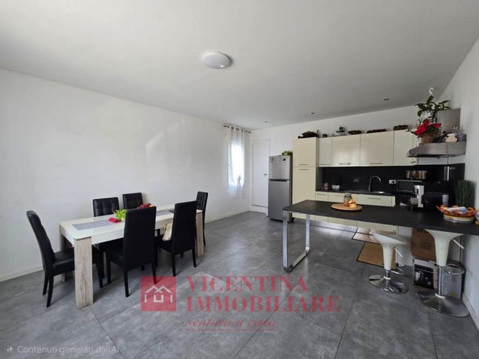Casa con 6 locali in vendita in via chiesa, San Gottardo, Zovencedo