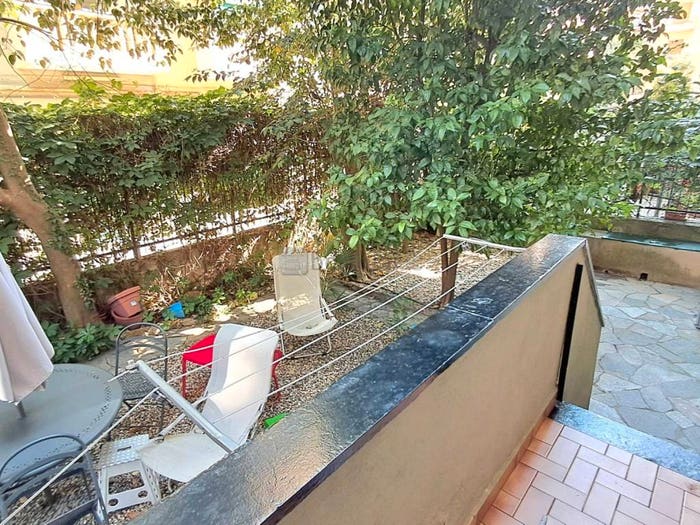 Appartamento con 6 locali in vendita in Via Cesare Rossi, Albaro, Genova