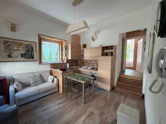 Appartamento bilocale in vendita in Via Nicola Falconi, Capracotta