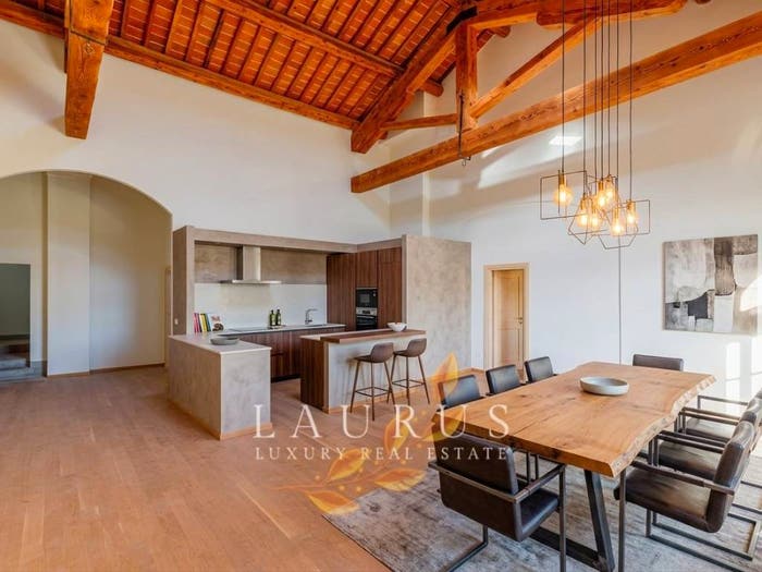 Appartamento con 5 locali in vendita in Montecchio, Cortona