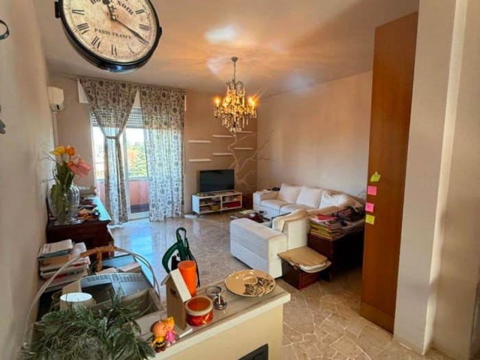 Appartamento trilocale in vendita in Via Lonate Pozzolo, Centro, Castano Primo