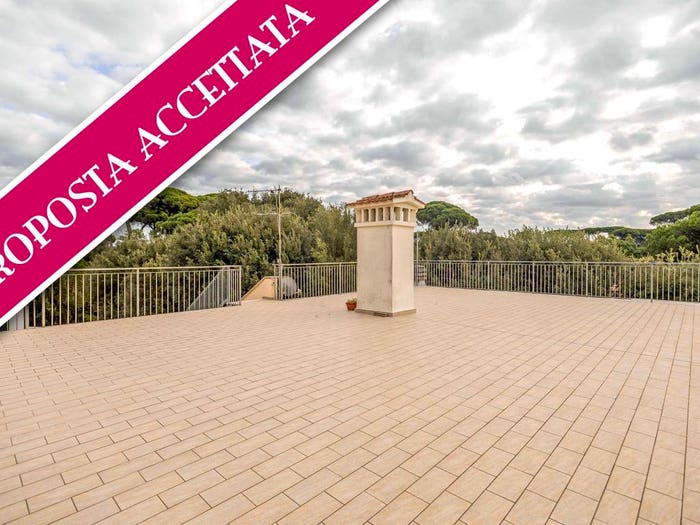 Appartamento con 5 locali in vendita in Via delle Ginestre, Tirrenia, Pisa