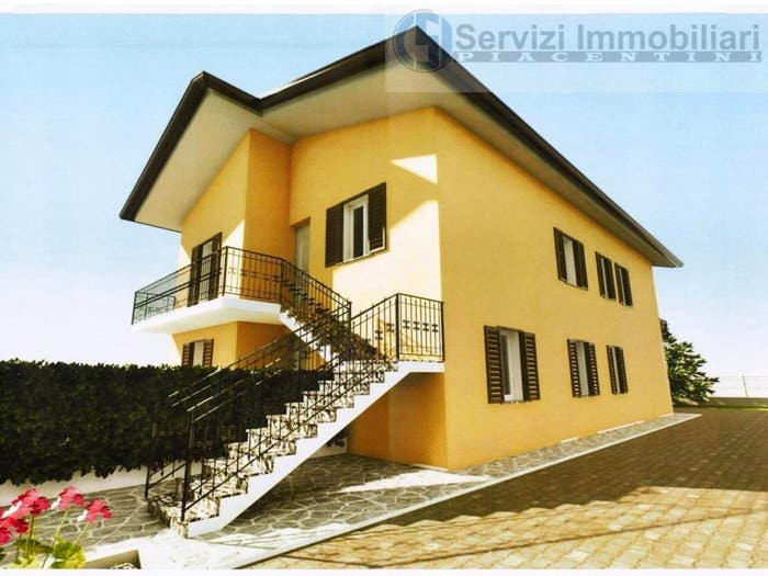 Appartamento trilocale in vendita in Via Palmiro Togliatti, Centro, Carpaneto Piacentino