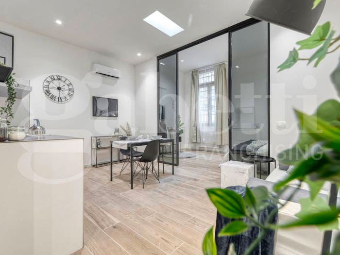 Appartamento bilocale in vendita in VIA SAFFI, Saffi, Bologna