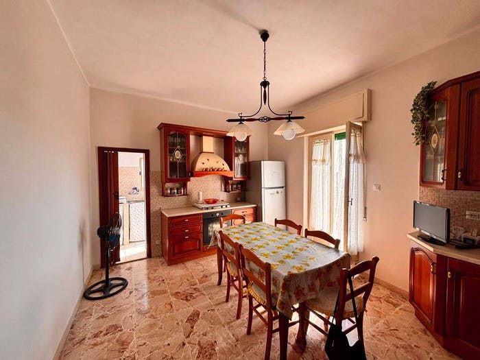 Appartamento quadrilocale in vendita in Viale delle Medaglie D'Oro, Ferrarotto Acquedotto Greco, Catania