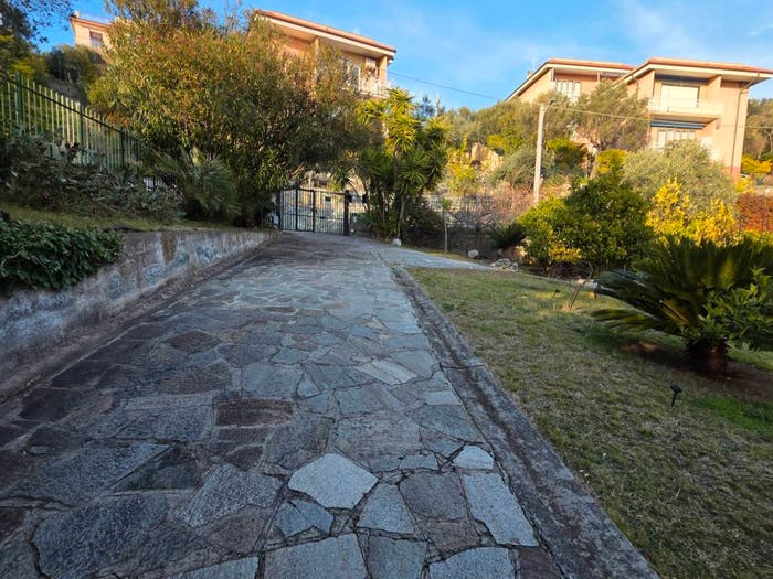 Appartamento bilocale in vendita in Celle Ligure Pecorile, Celle Ligure