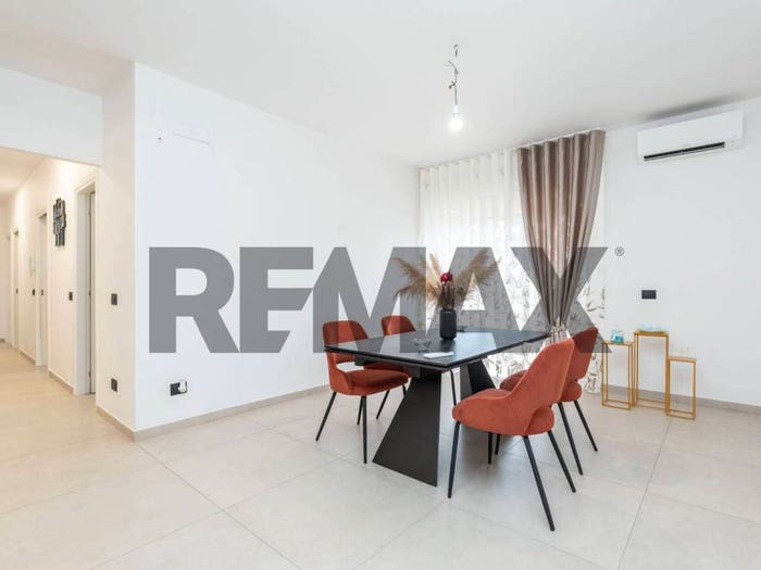 Appartamento quadrilocale in vendita in Viale San Teodoro, Librino Zia Lisa, Catania