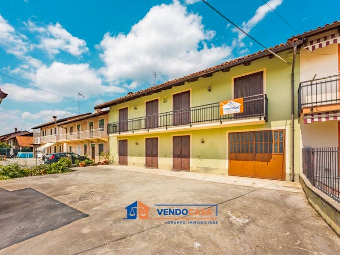 Casa con 5 locali in vendita in Vicolo della Roida, Monasterolo di Savigliano