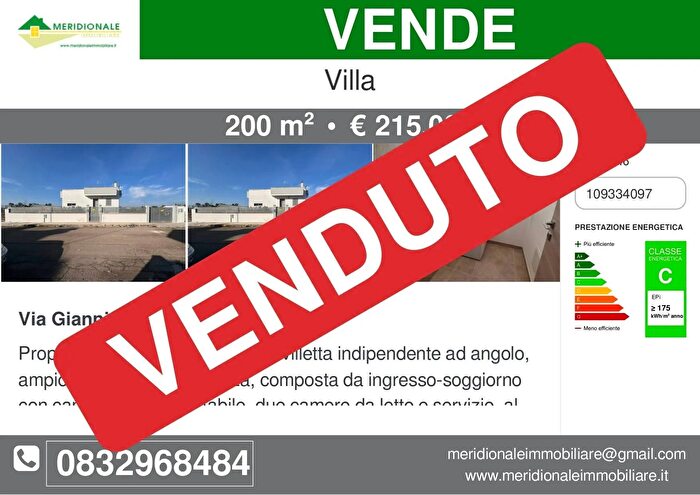 Casa con 7 locali in vendita in Via Gianni Rodari, Guagnano
