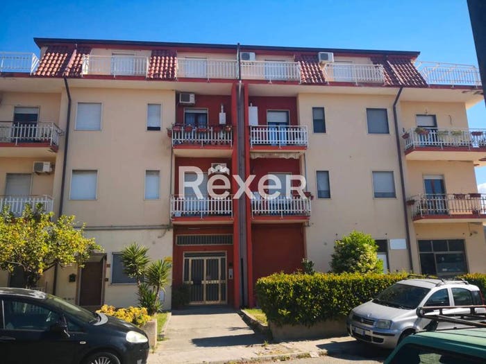 Casa quadrilocale in vendita in Viale della Pace, Bianco