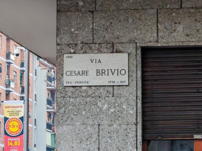 Casa con 6 locali in vendita in Via Cesare Brivio, Dergano, Milano