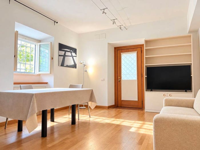 Appartamento monolocale in affitto in via adelaide ristori, Pantheon, Roma