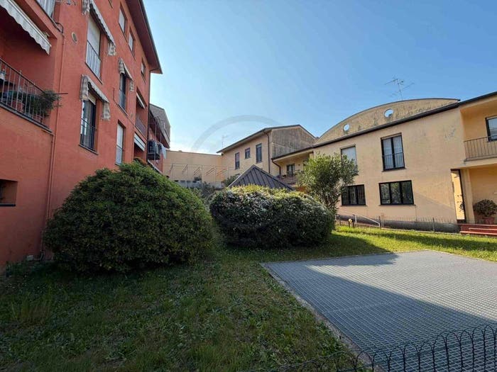Appartamento bilocale in vendita in Corso Martiri della Liberazione, Pescarenico, Lecco
