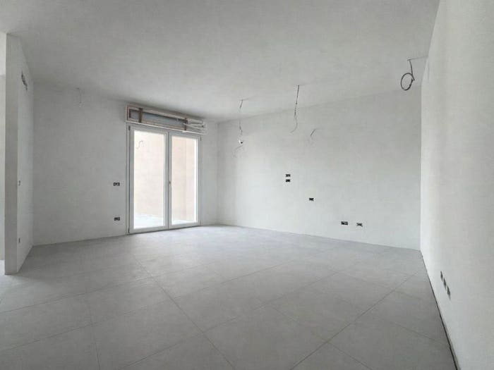 Appartamento quadrilocale in vendita in Via Pantiere, Via Roma Asse Sud, Jesi