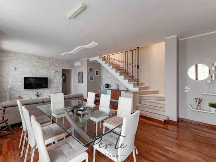 Casa quadrilocale in vendita in Via Europa, Eremo, Curtatone