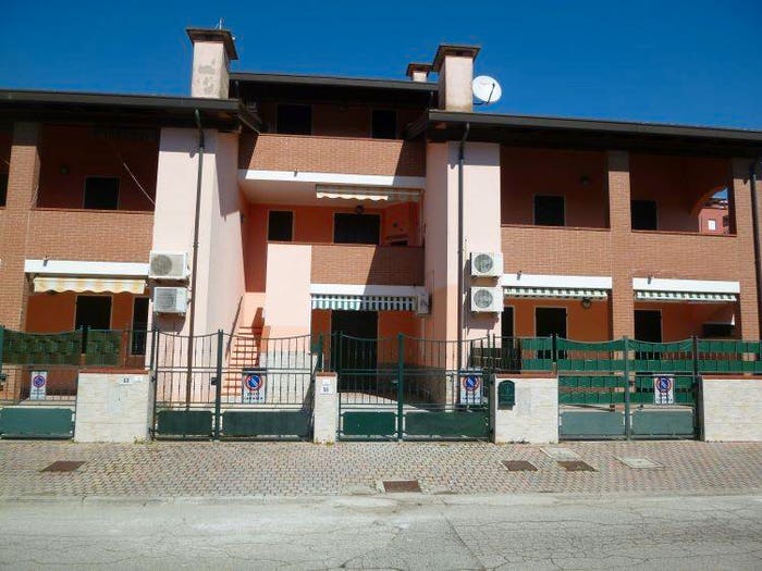 Casa quadrilocale in vendita in Viale Valsugana, Lido degli Scacchi Lido di Pomposa, Comacchio