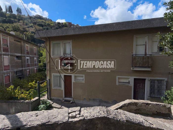 Appartamento trilocale in vendita in Località Altolia, Giampilieri, Messina