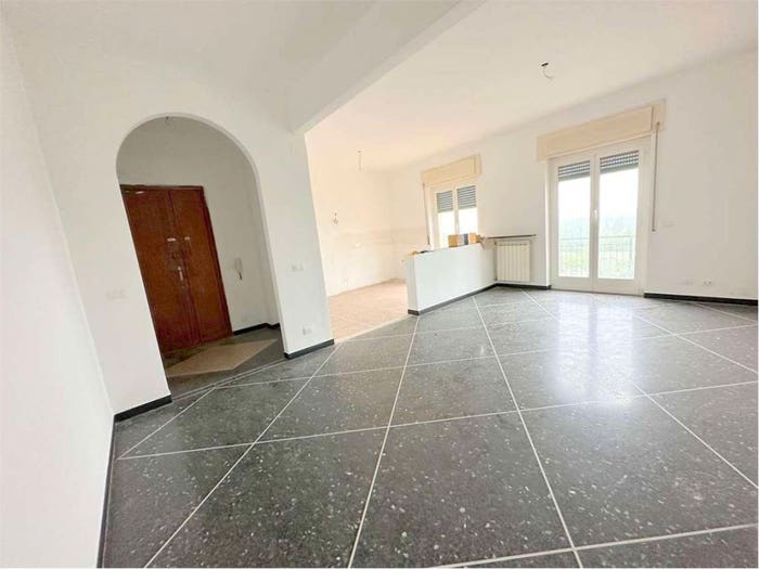 Appartamento con 5 locali in vendita in Centro, Cassano Spinola