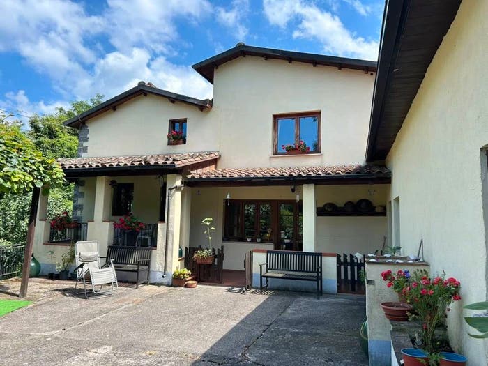Casa con 6 locali in vendita in Val Di Vaiana No Number, Barga