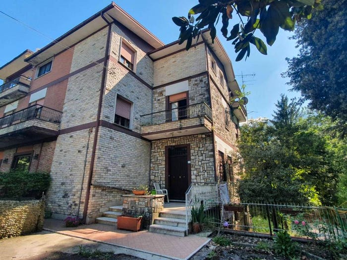 Casa con 6 locali in vendita in Strada Provinciale Morolense, Morolo Scalo, Morolo