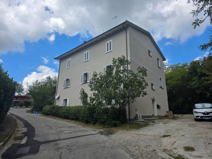 Appartamento trilocale in vendita in via monte san giovanni, Monte San Pietro