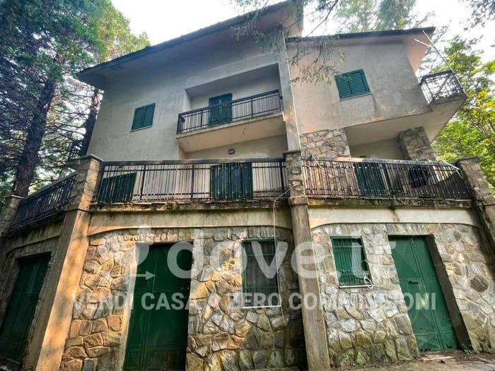 Casa con 6 locali in vendita in Strada Statale, Centro, Santo Stefano in Aspromonte