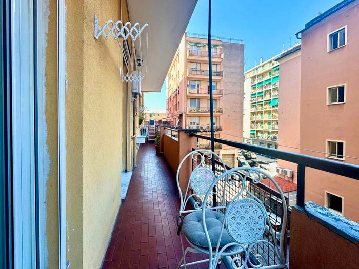 Appartamento trilocale in vendita in Via Alfredo Catalani, Sestri Ponente, Genova