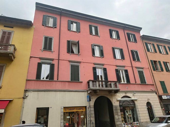 Appartamento trilocale in vendita in Borghi, Como