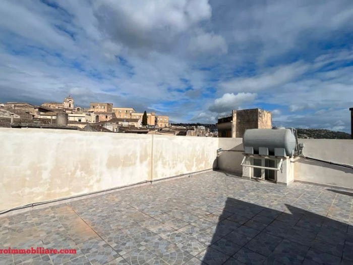 Casa bilocale in vendita in Via Pettinaro, Modica Alta, Modica
