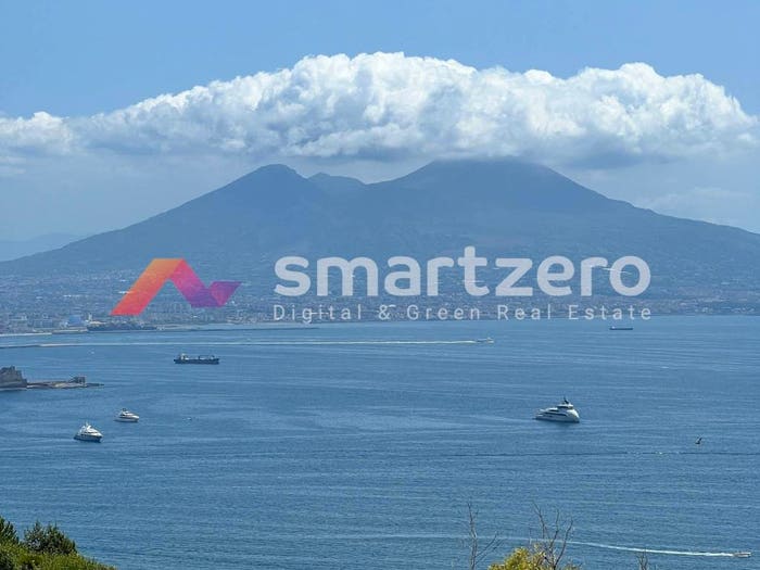 Appartamento trilocale in affitto in Via Villanova, Posillipo, Napoli