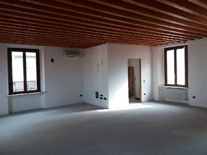 Casa con 6 locali in vendita in Centro Storico, Pesaro