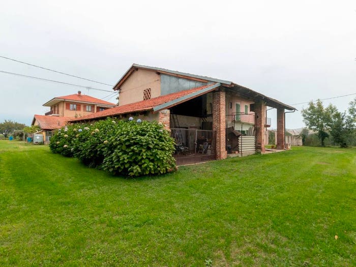 Casa in vendita in Via Busca, Centro, Caraglio