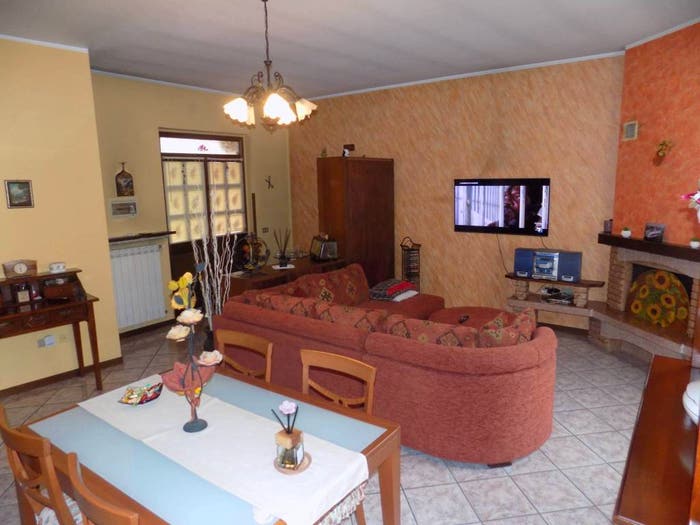 Casa quadrilocale in vendita in Via Damiano Chiesa, Bottanuco