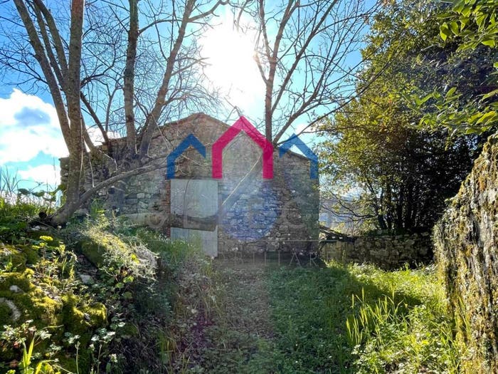 Casa bilocale in vendita in Pescaglia
