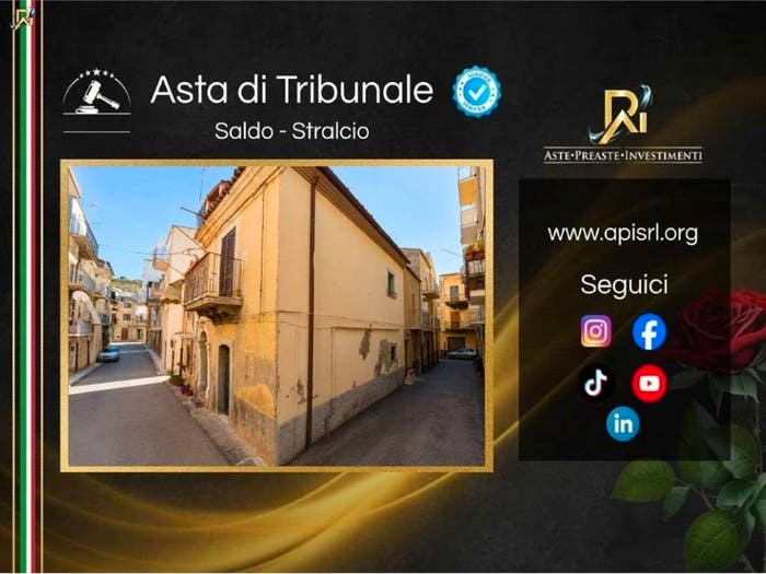 Appartamento trilocale in vendita in Via Bellaguglia, Leonforte