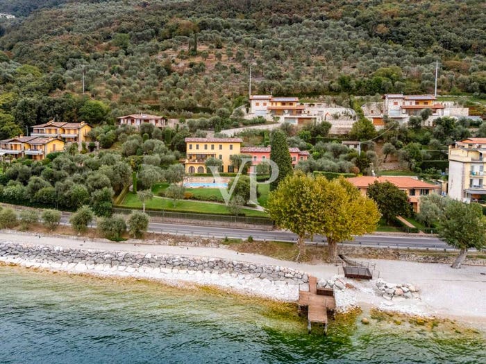 Appartamento con 5 locali in vendita in Nascimbeni, Magugnano, Brenzone sul Garda