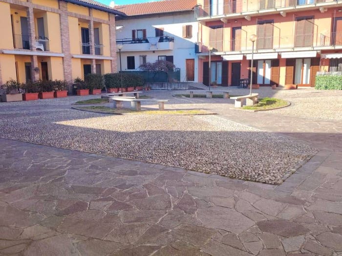 Appartamento trilocale in vendita in Albiolo