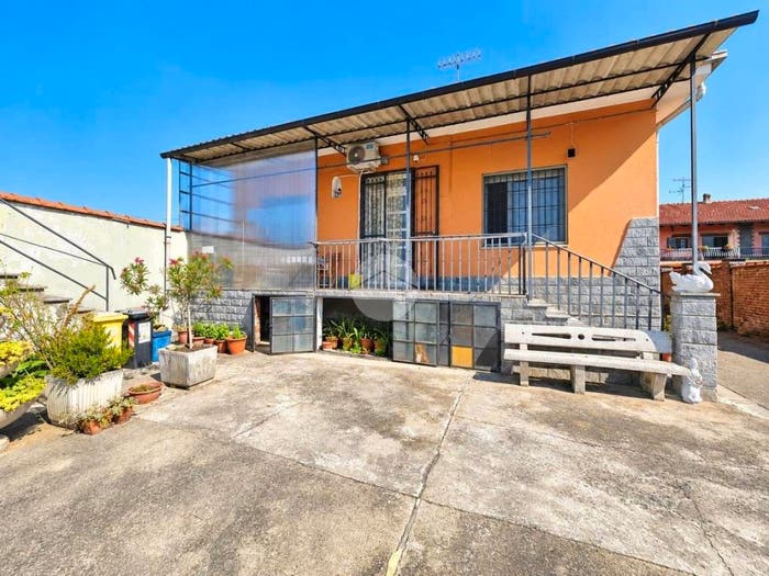 Casa con 5 locali in vendita in Via Caduti per la Libertà, Centro, Torrazza Piemonte