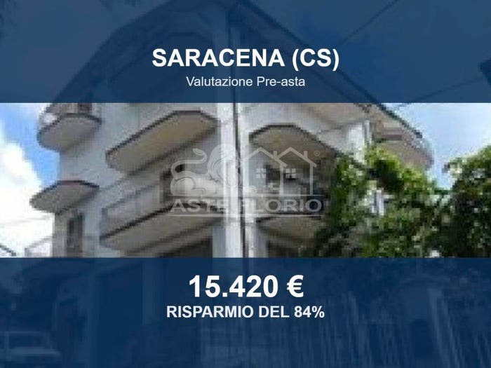 Appartamento quadrilocale in vendita in Viale del Lavoro, Centro, Saracena