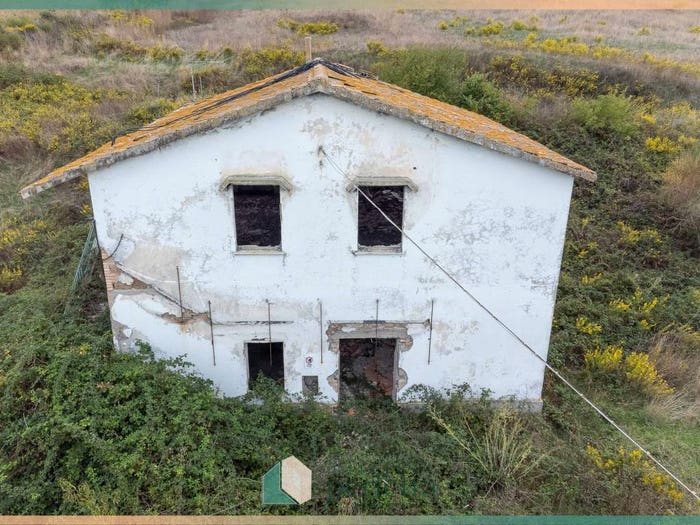 Casa quadrilocale in vendita in Località Farnesiana, Campagna, Tarquinia
