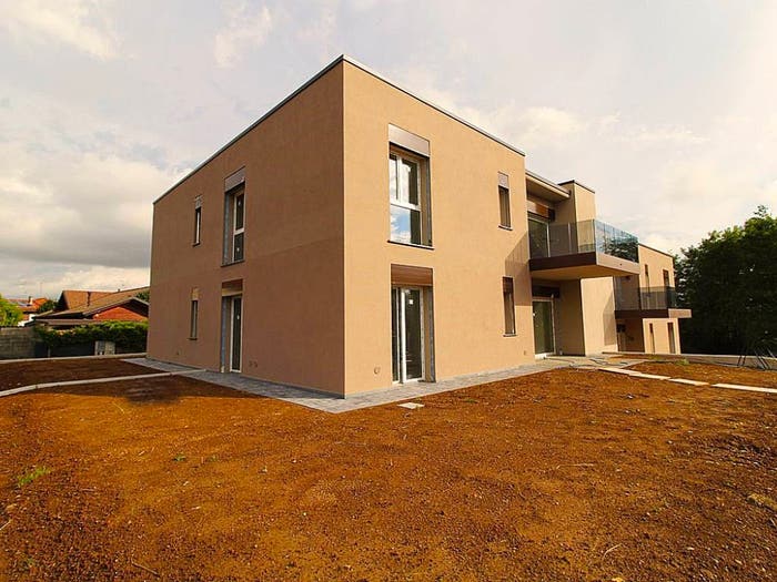 Appartamento trilocale in vendita in Via Giosuè Carducci, Bregnano
