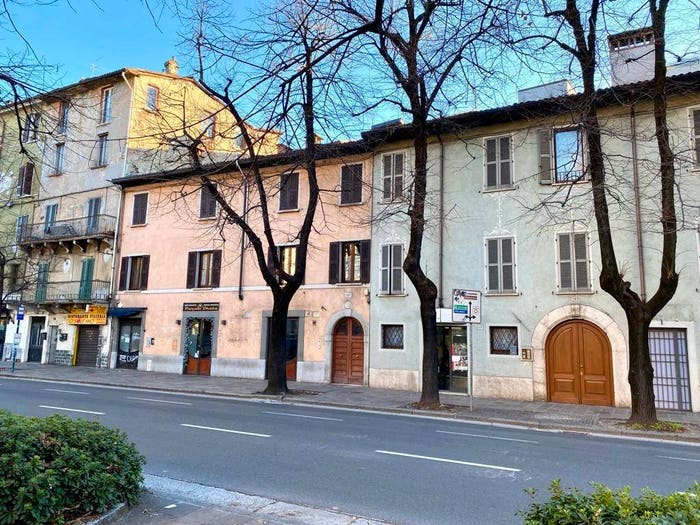Appartamento quadrilocale in vendita in Via dei Mille, Loggia Garibaldi, Brescia